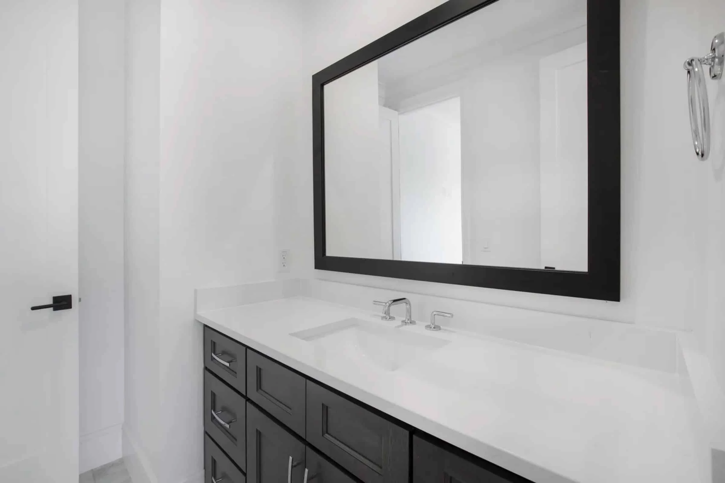 Charming Two-Story house Plan with CAD Designs and Floor Blueprint