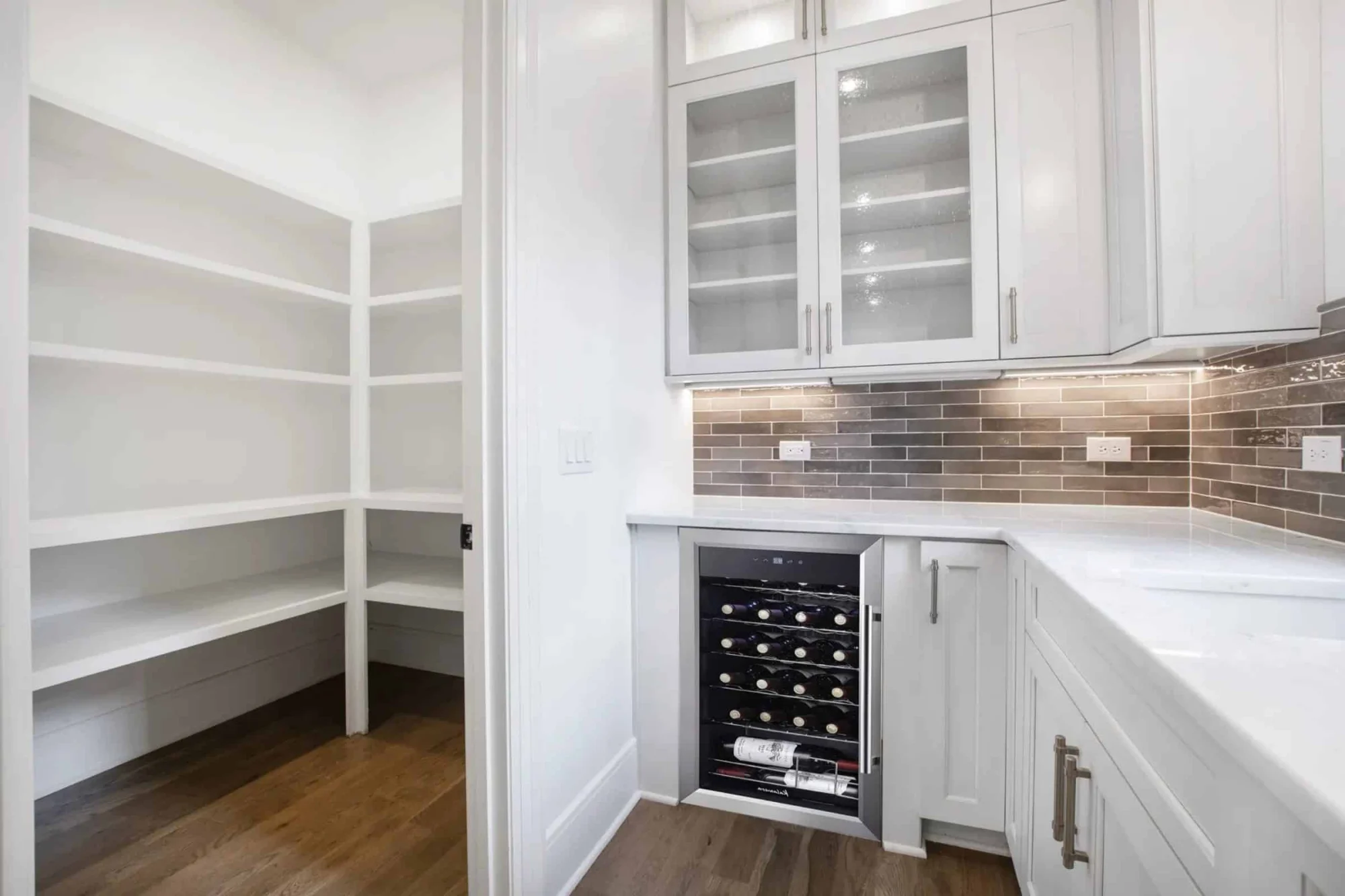 Charming Two-Story house Plan with CAD Designs and Floor Blueprint