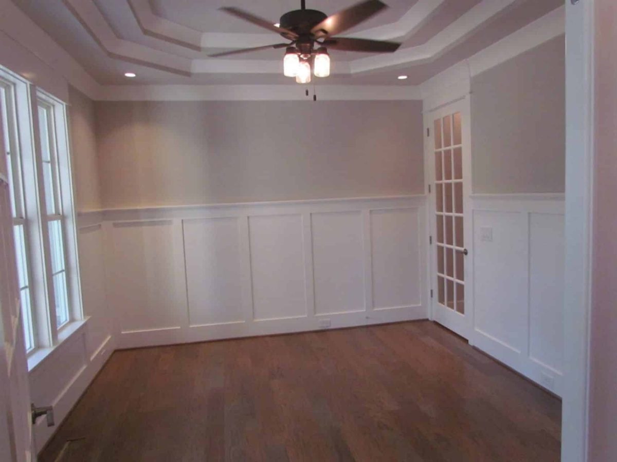 Craftsman house Floor Plan with Spacious Garage and Open Layout