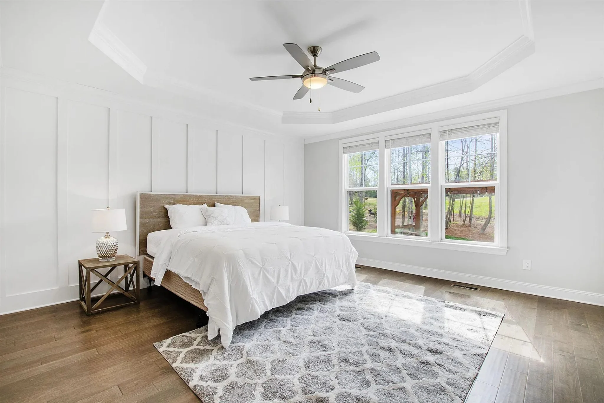 Spacious house Plan with CAD Blueprints & Modern Designs