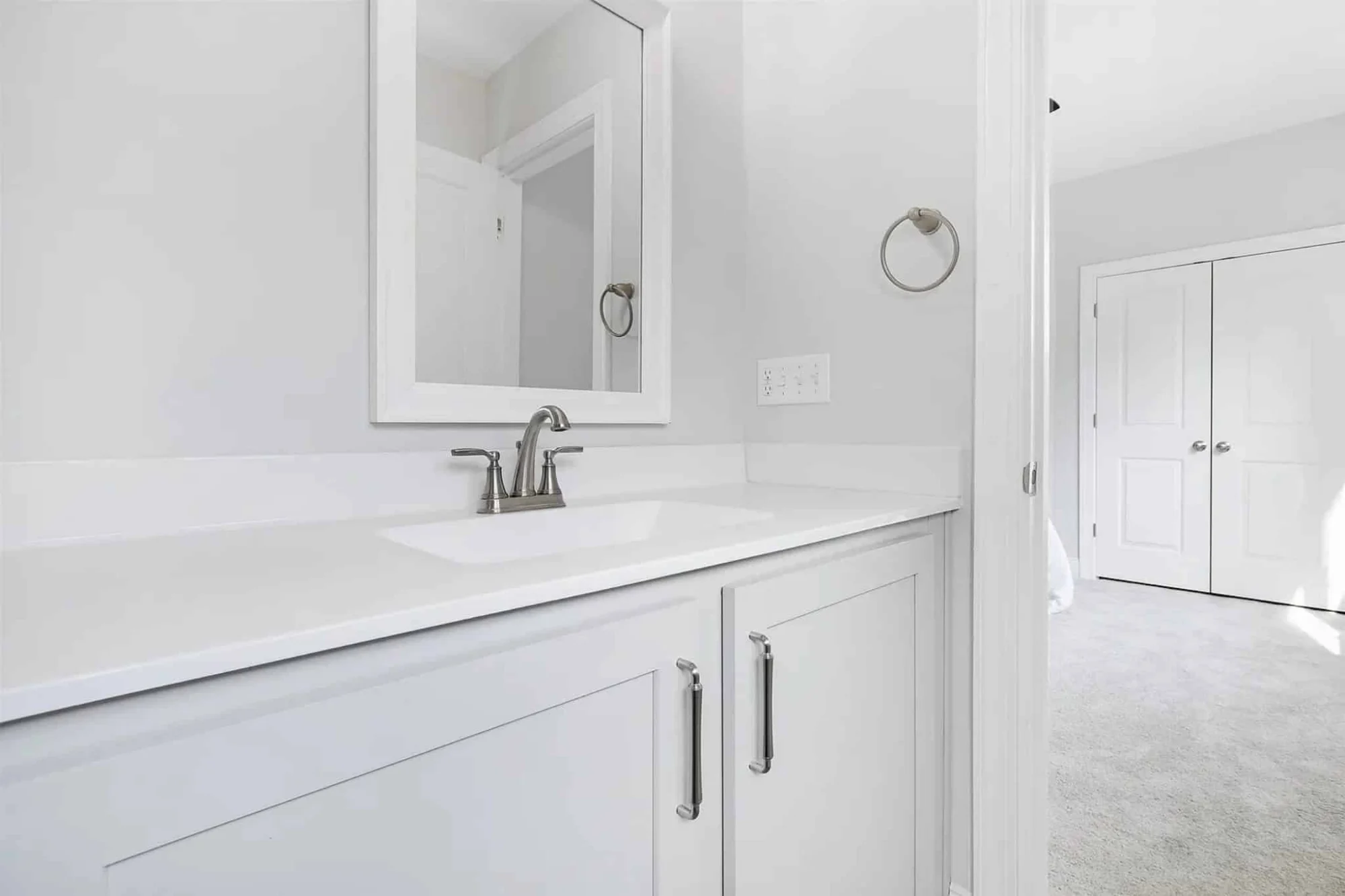 Spacious house Plan with CAD Blueprints & Modern Designs