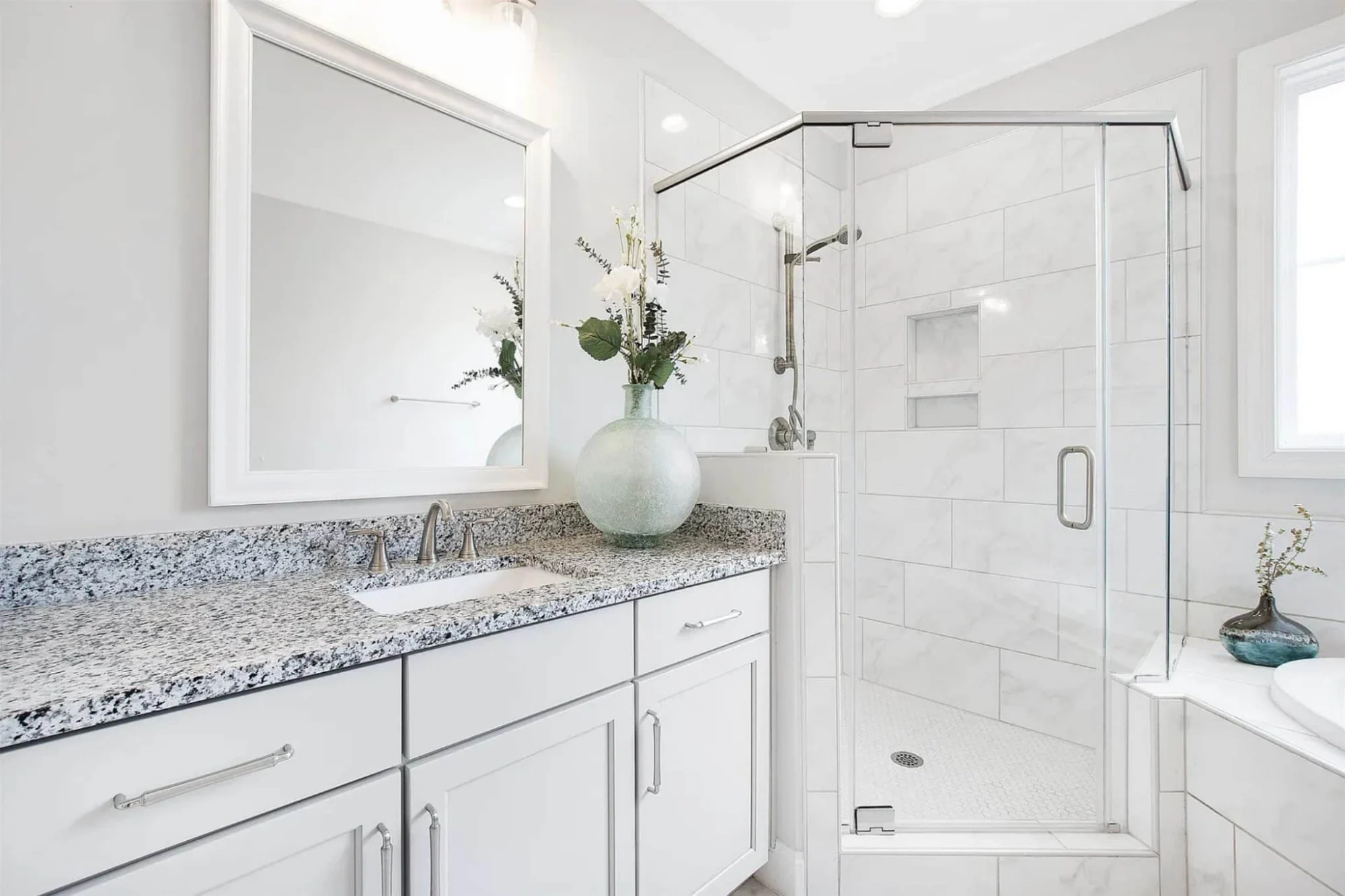 Spacious house Plan with CAD Blueprints & Modern Designs