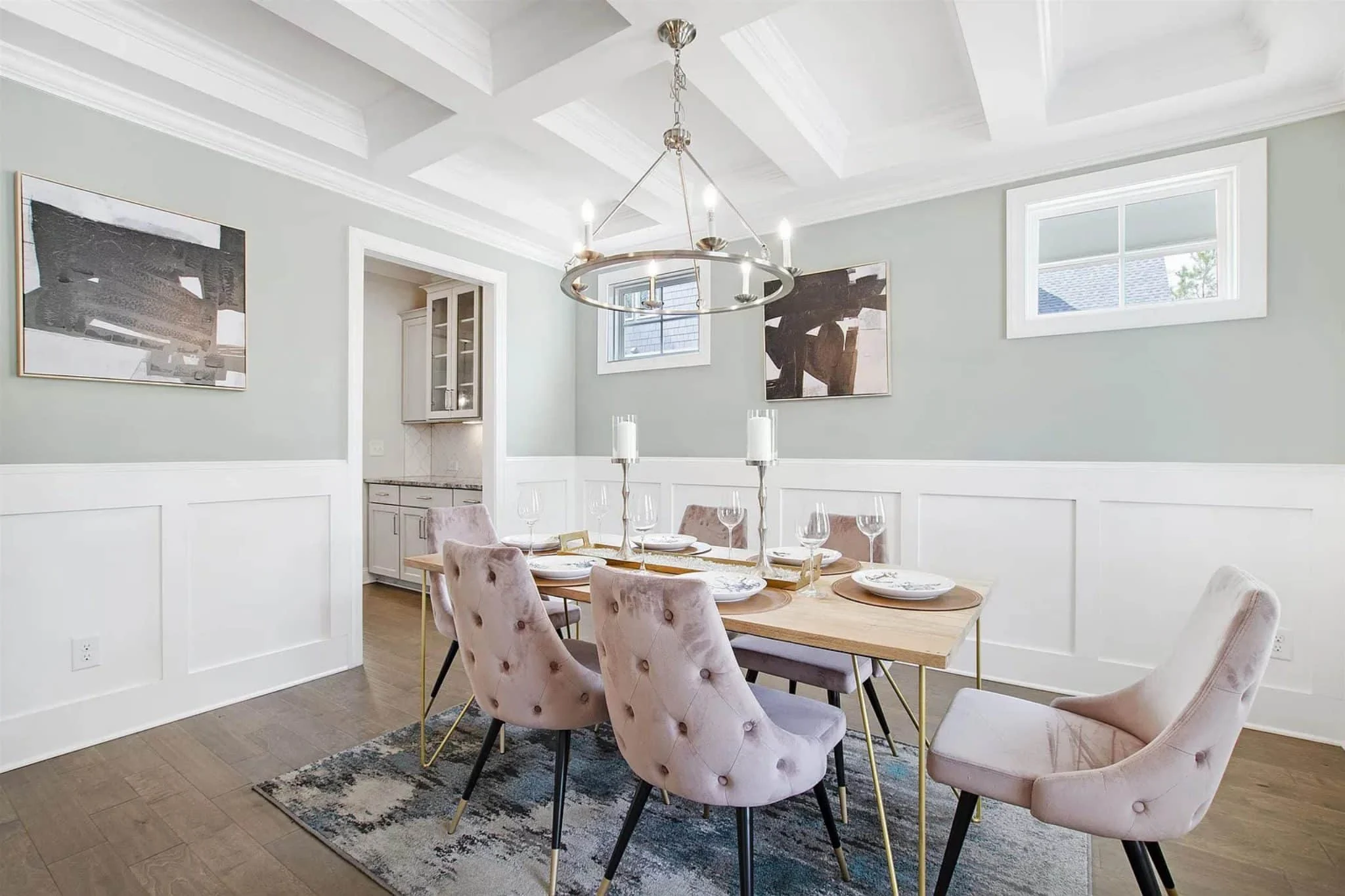 Spacious house Plan with CAD Blueprints & Modern Designs