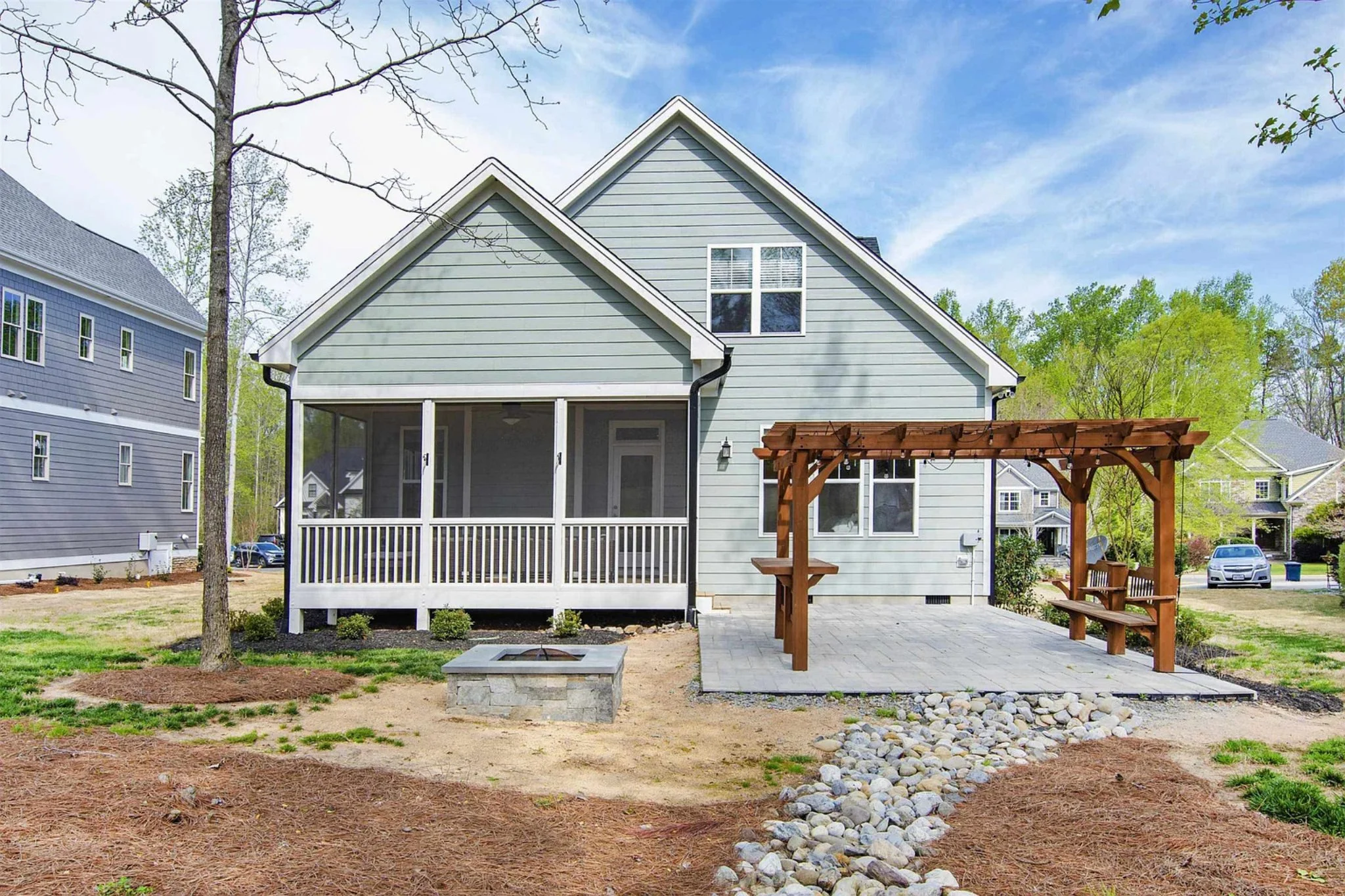 Spacious house Plan with CAD Blueprints & Modern Designs