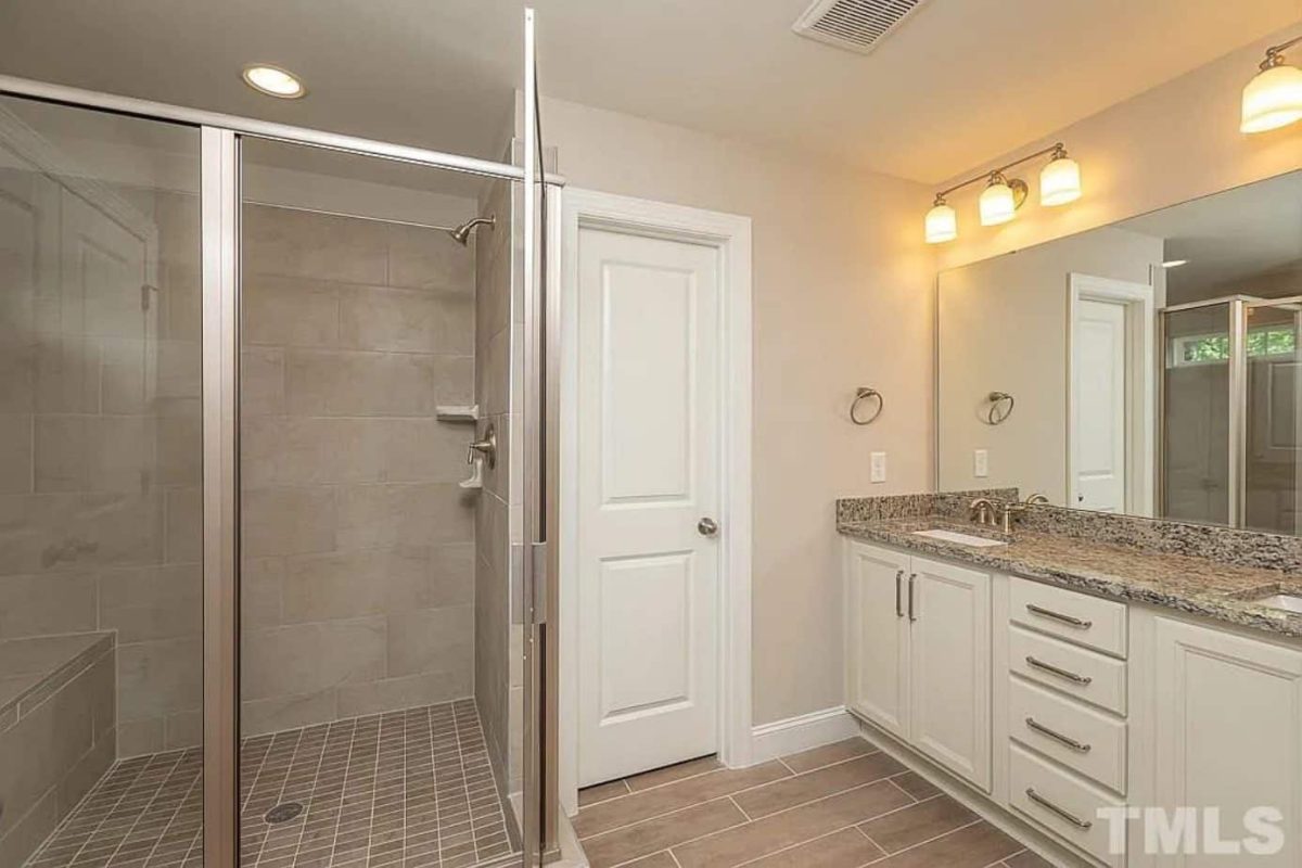 Elegant house Plan with 5 Bedrooms, CAD Designs & Blueprint