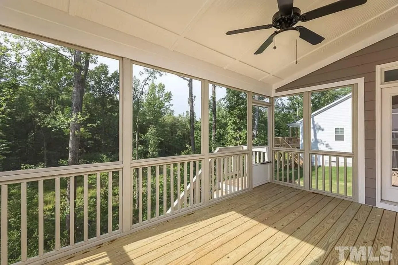 18-1884 HOUSE PLAN - Elegant House Plan with 5 Bedrooms, CAD Designs & Blueprint 5 Elegant house Plan with 5 Bedrooms, CAD Designs & Blueprint