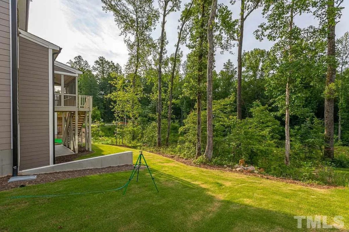 Elegant house Plan with 5 Bedrooms, CAD Designs & Blueprint