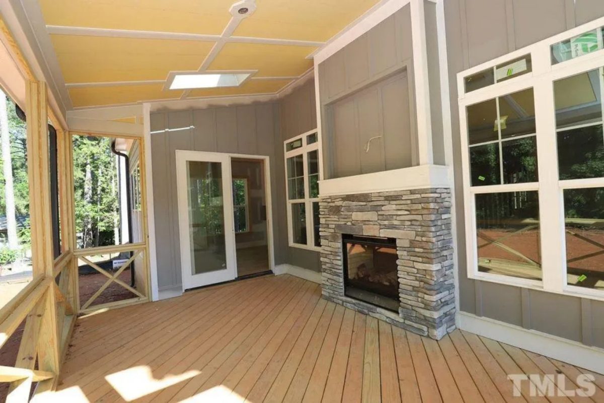 Modern Craftsman house Floor Plan with CAD Designs & Blueprints