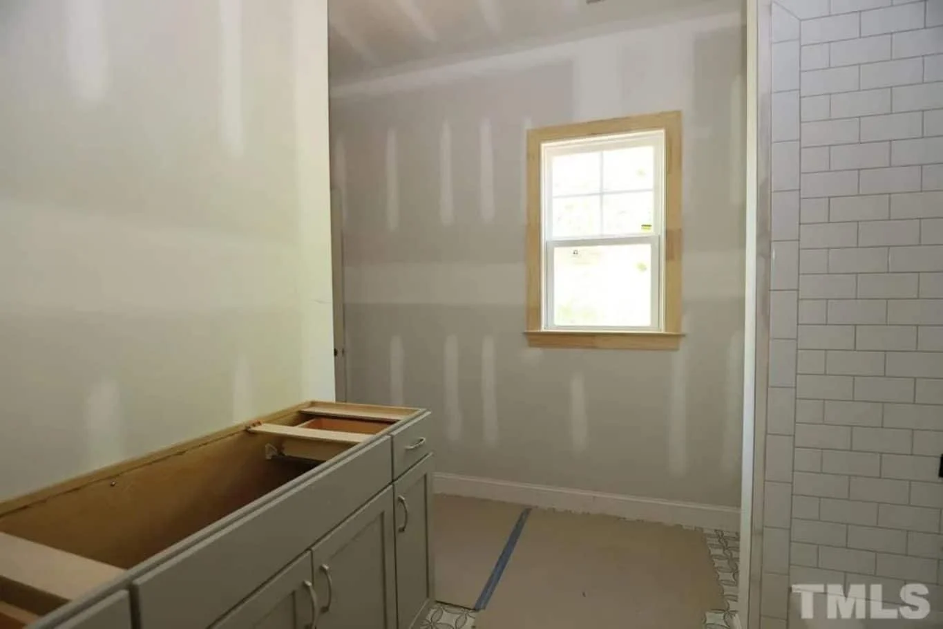 18-1636 HOUSE PLAN - Craftsman Home Plan - 4-Bed, 3-Bath, 2,750 SF 4 Modern Craftsman house Floor Plan with CAD Designs & Blueprints