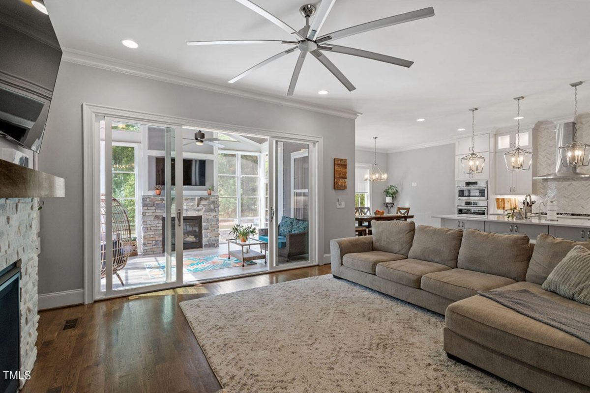 Craftsman house Plan with Detailed Floor Blueprint Designs