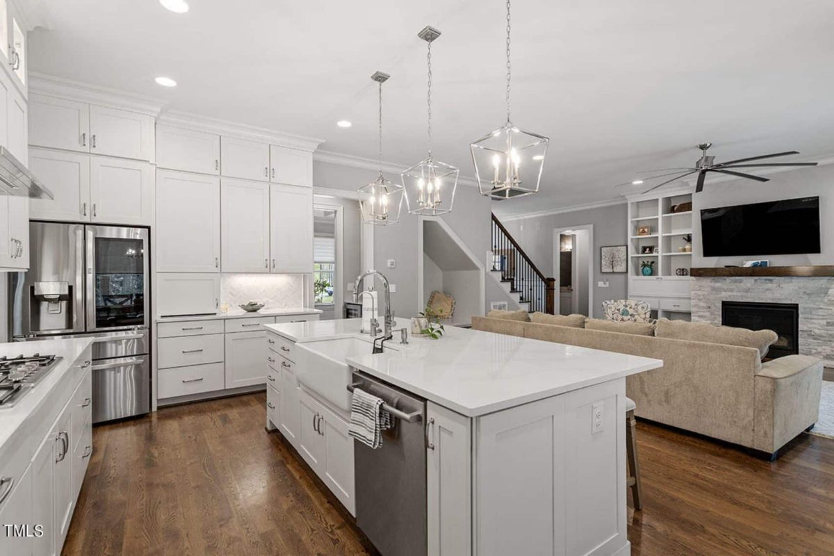 Craftsman house Plan with Detailed Floor Blueprint Designs