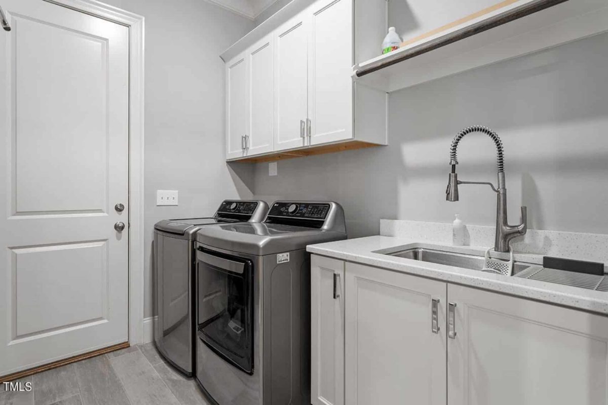 Craftsman house Plan with Detailed Floor Blueprint Designs