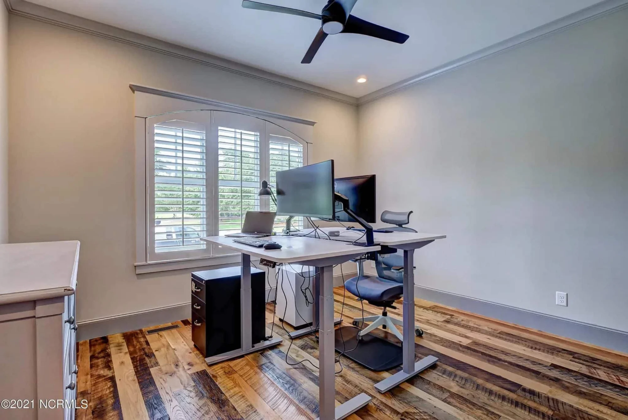 Elegant house Plan with Detailed Architecture and Floor Designs