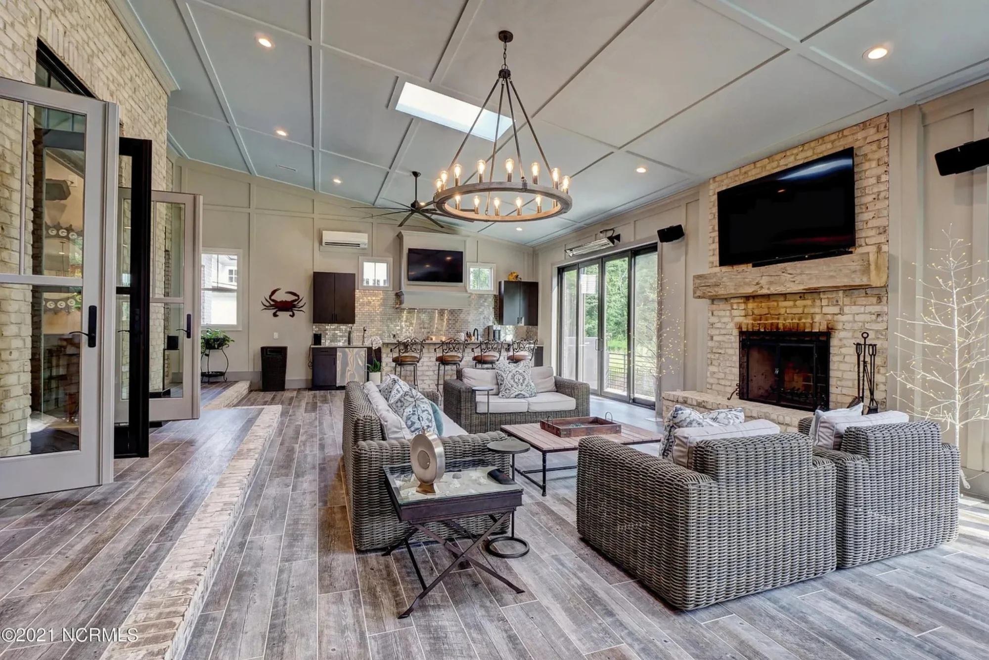 Elegant house Plan with Detailed Architecture and Floor Designs