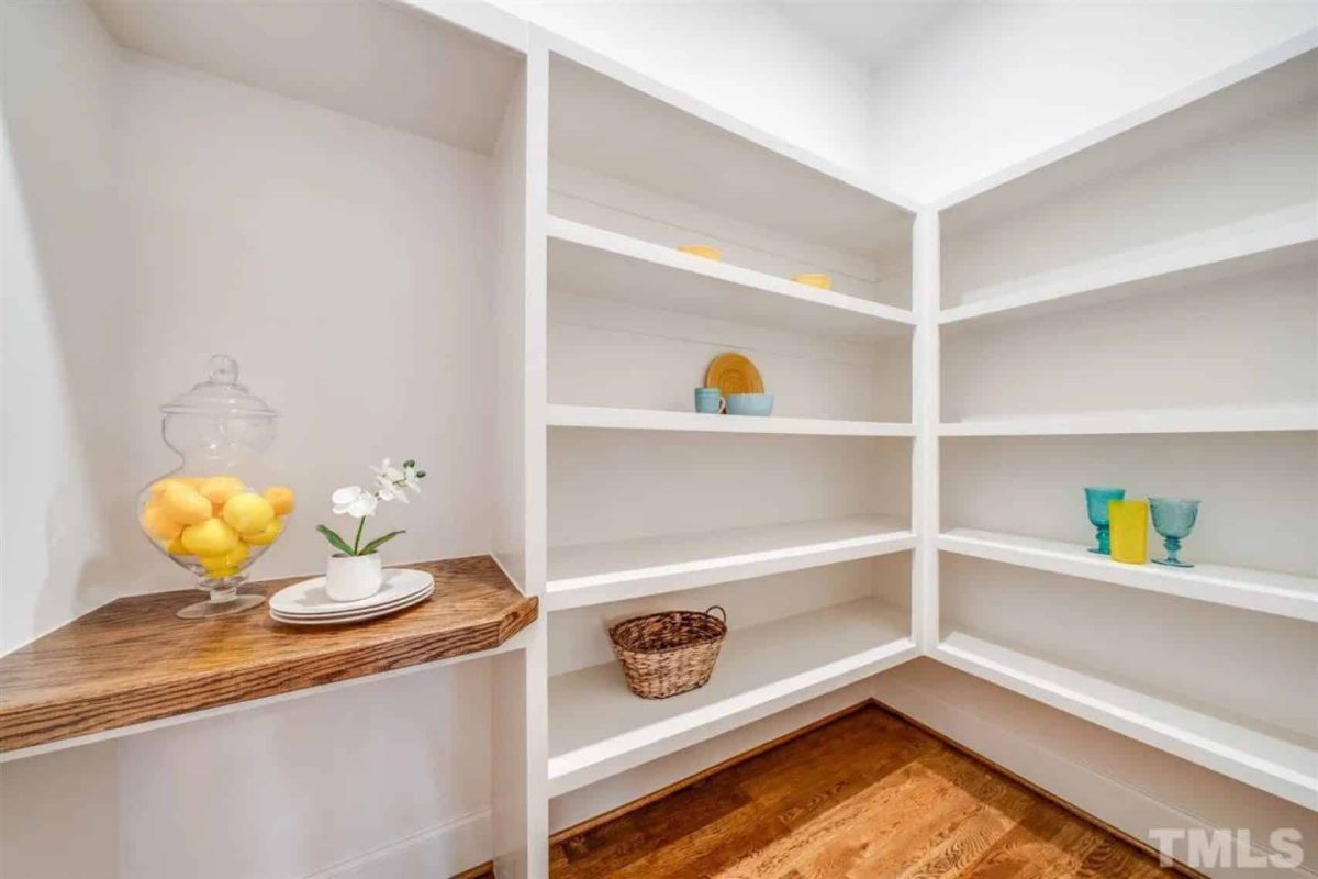 Modern Craftsman house Plan with Open Floor Designs