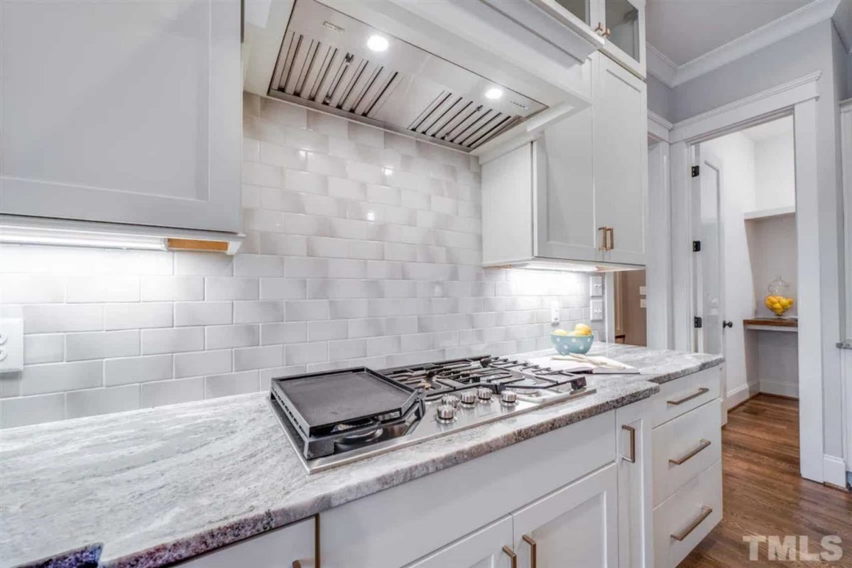 Modern Craftsman house Plan with Open Floor Designs