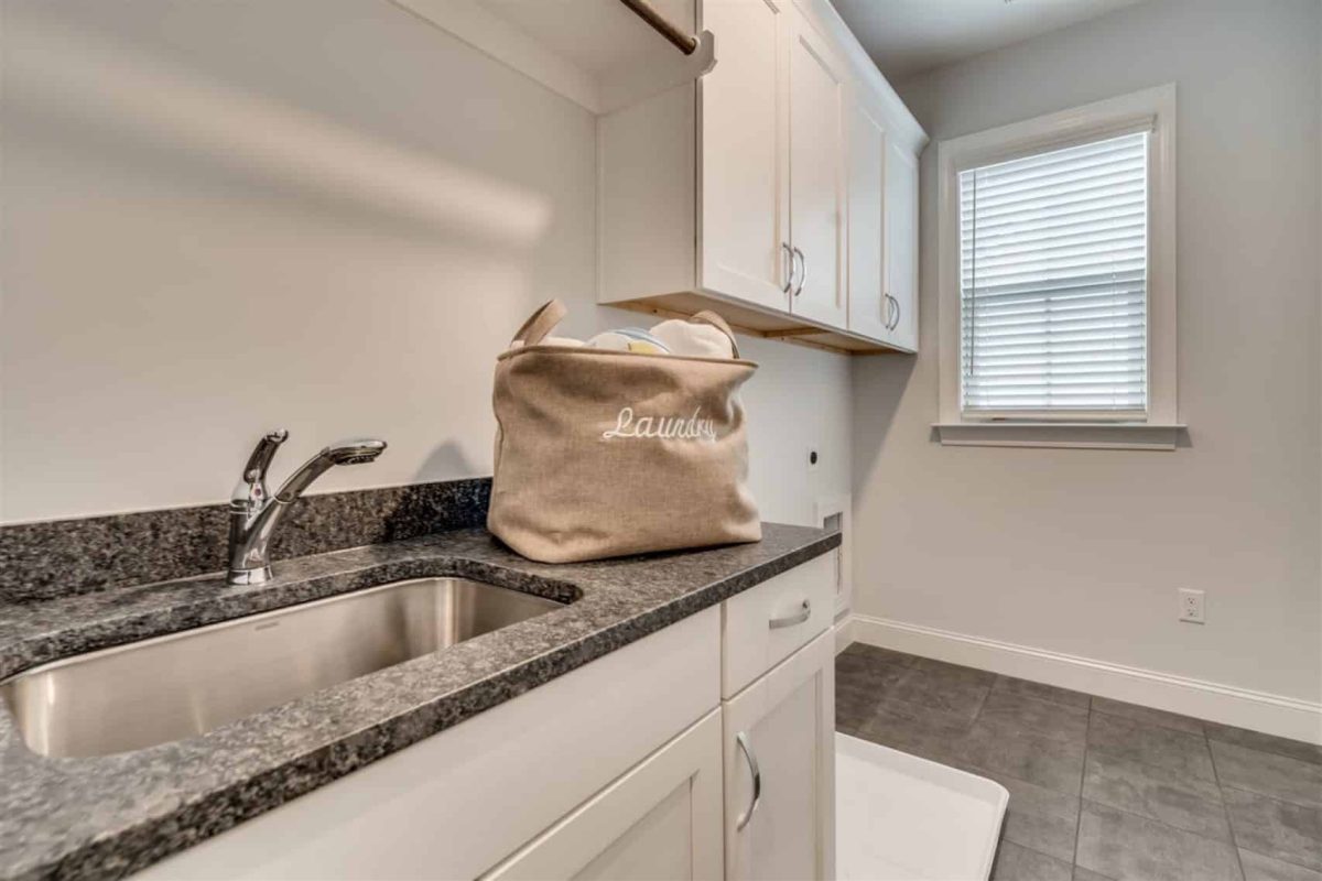 Spacious 5-Bedroom house Plan with Blueprint CAD Designs