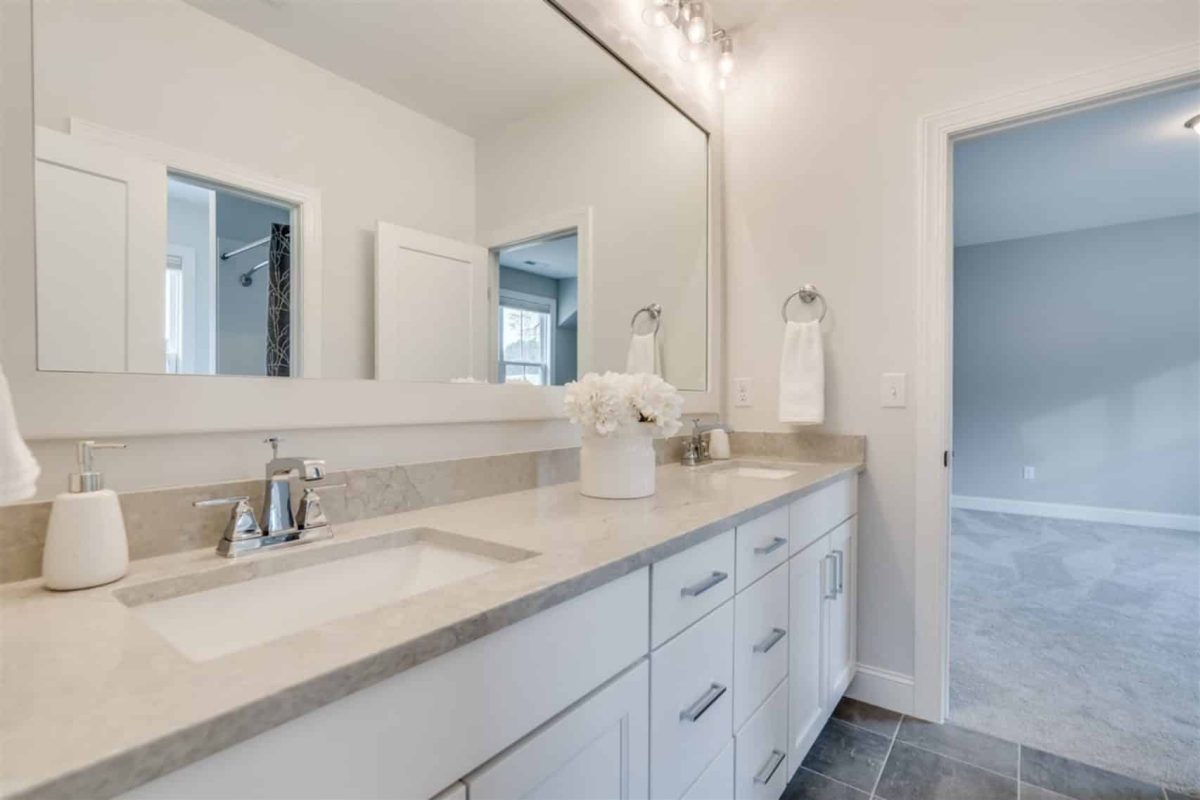 Spacious 5-Bedroom house Plan with Blueprint CAD Designs