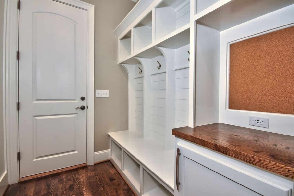 Spacious 5-Bedroom house Plan with Blueprint CAD Designs