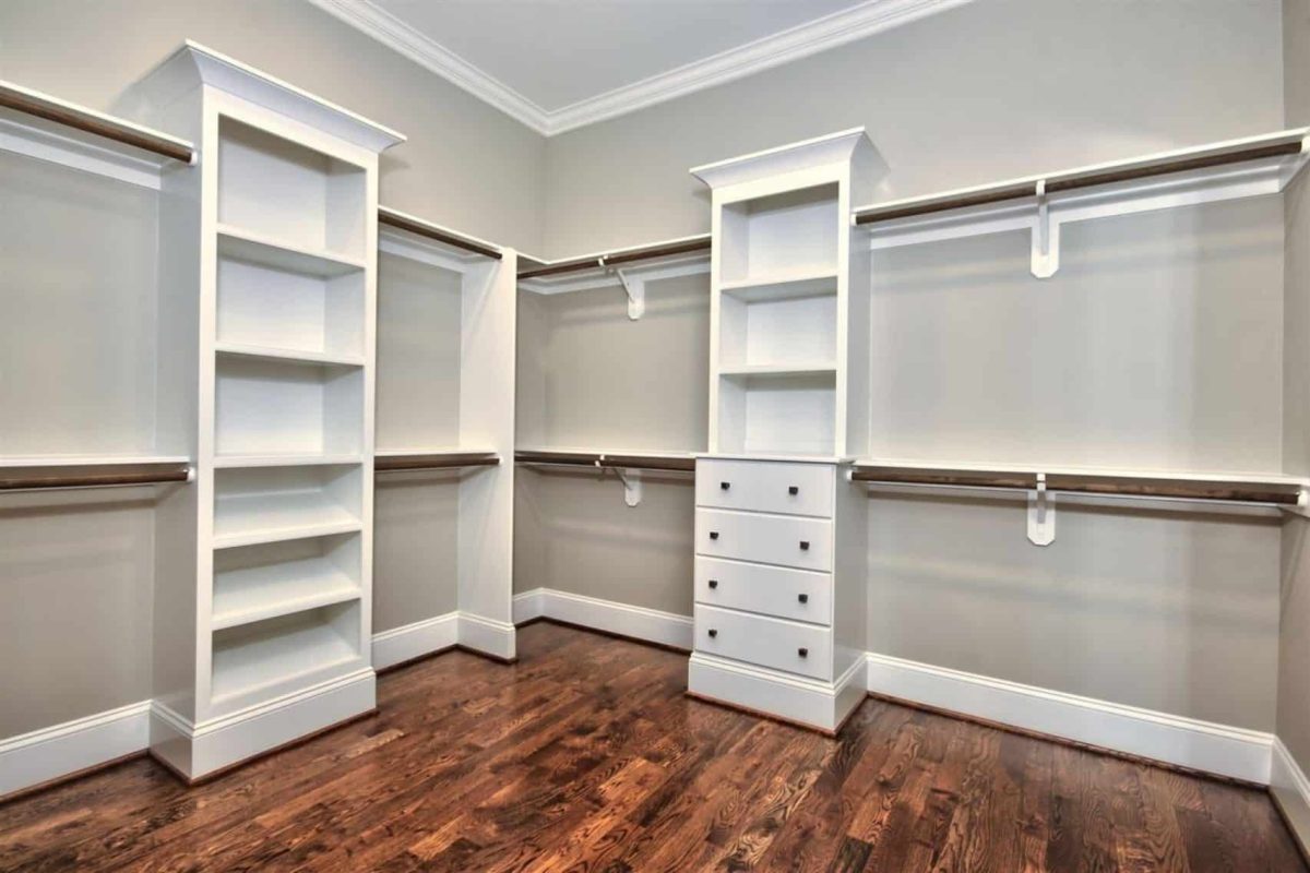 Spacious 5-Bedroom house Plan with Blueprint CAD Designs