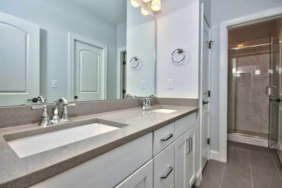 Spacious 5-Bedroom house Plan with Blueprint CAD Designs