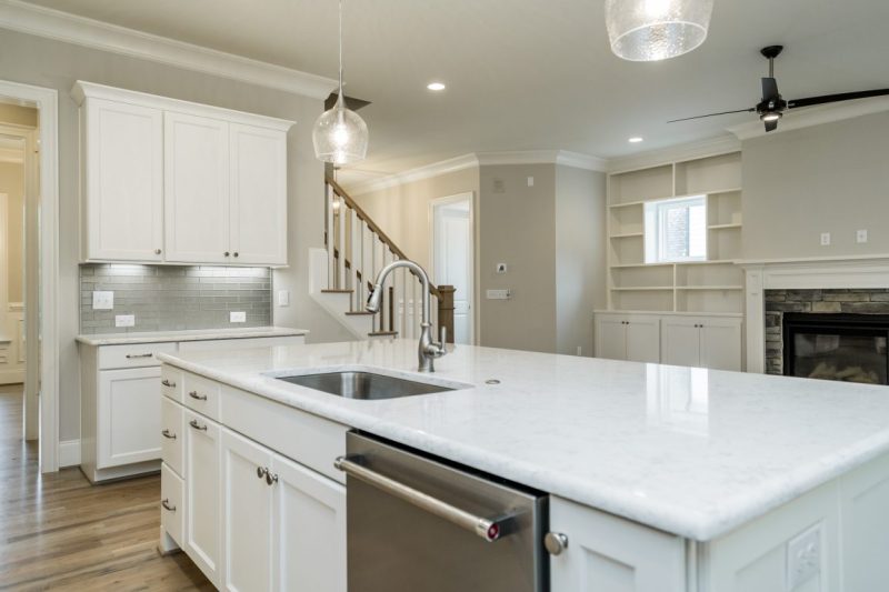 Modern 4-Bed house Plan with CAD Designs & Open Floor Plan