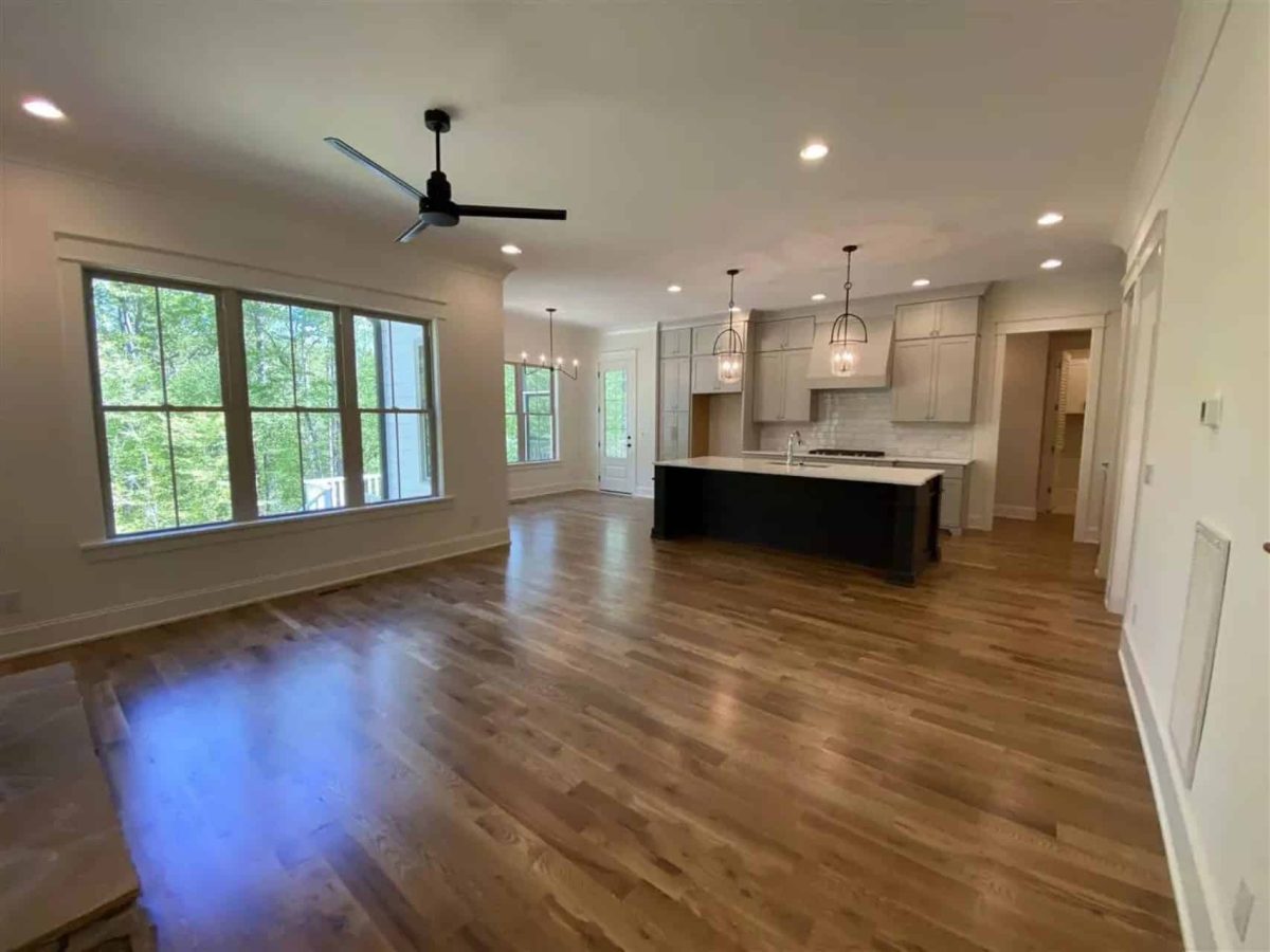 Traditional Craftsman house Plan with Spacious Floor Designs