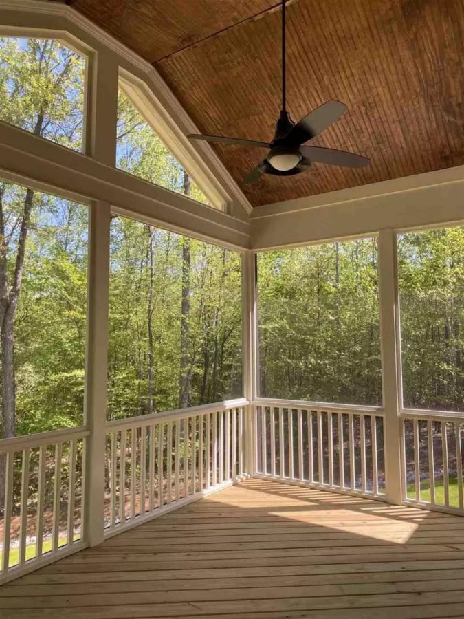 Traditional Craftsman house Plan with Spacious Floor Designs