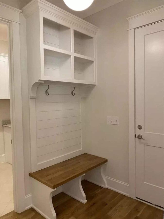 Traditional Craftsman house Plan with Spacious Floor Designs