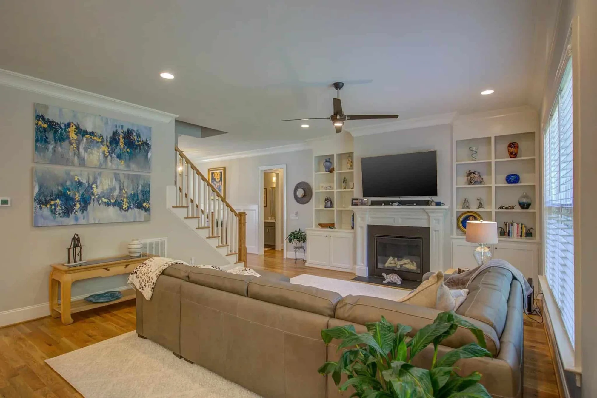 Spacious house Plan with Open Floor Plan and Unique Designs