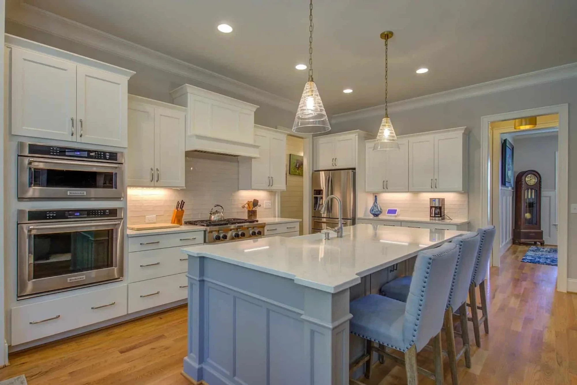 Spacious house Plan with Open Floor Plan and Unique Designs