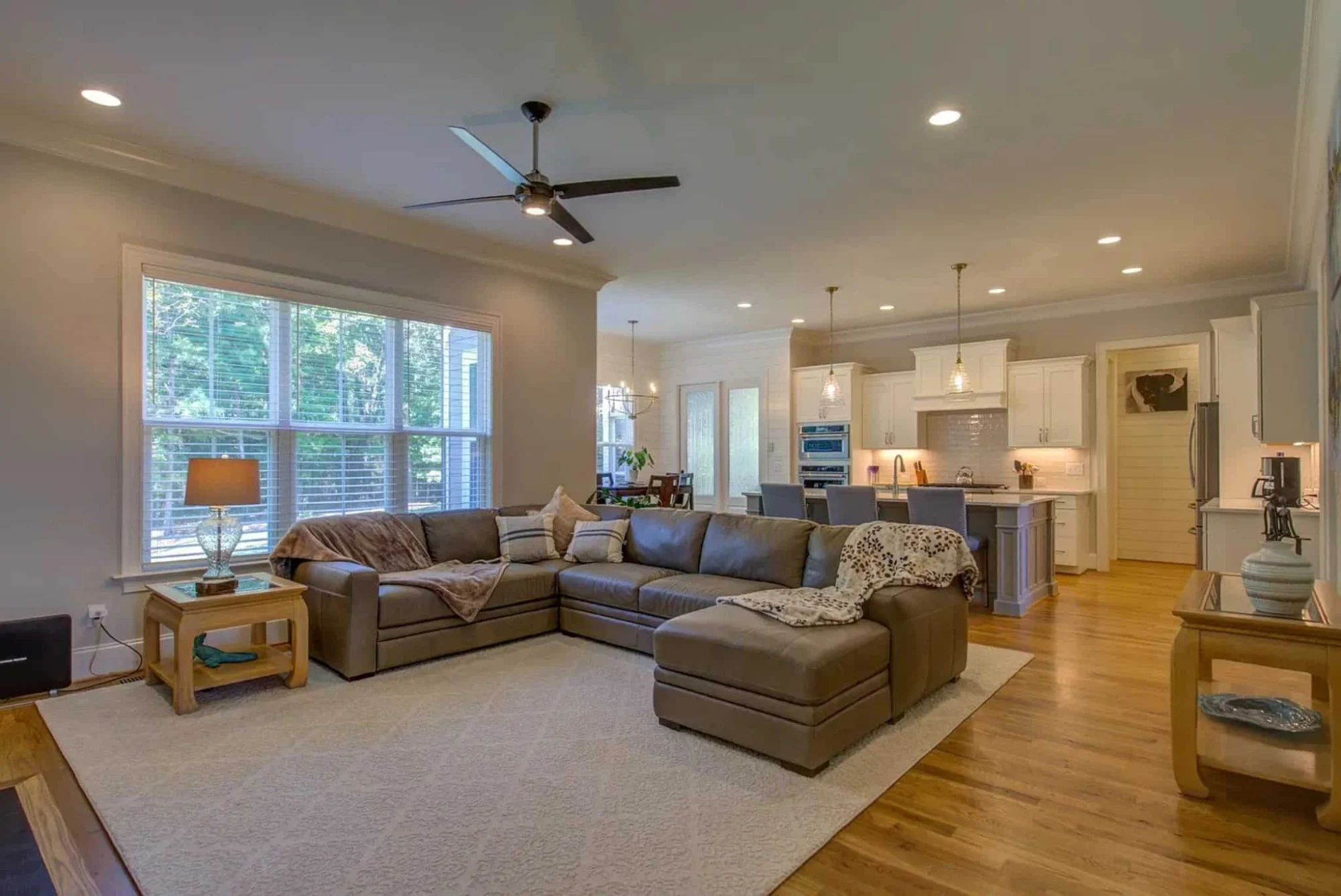 Spacious house Plan with Open Floor Plan and Unique Designs