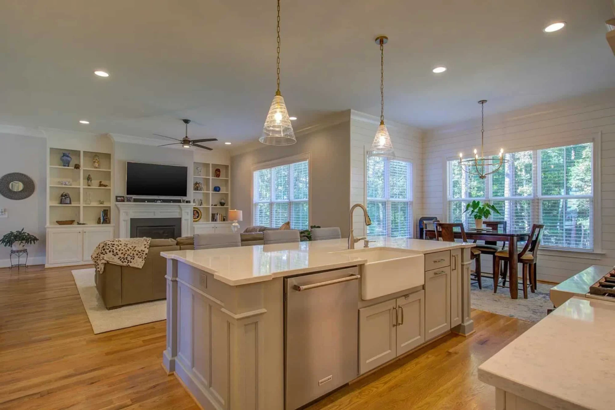 Spacious house Plan with Open Floor Plan and Unique Designs