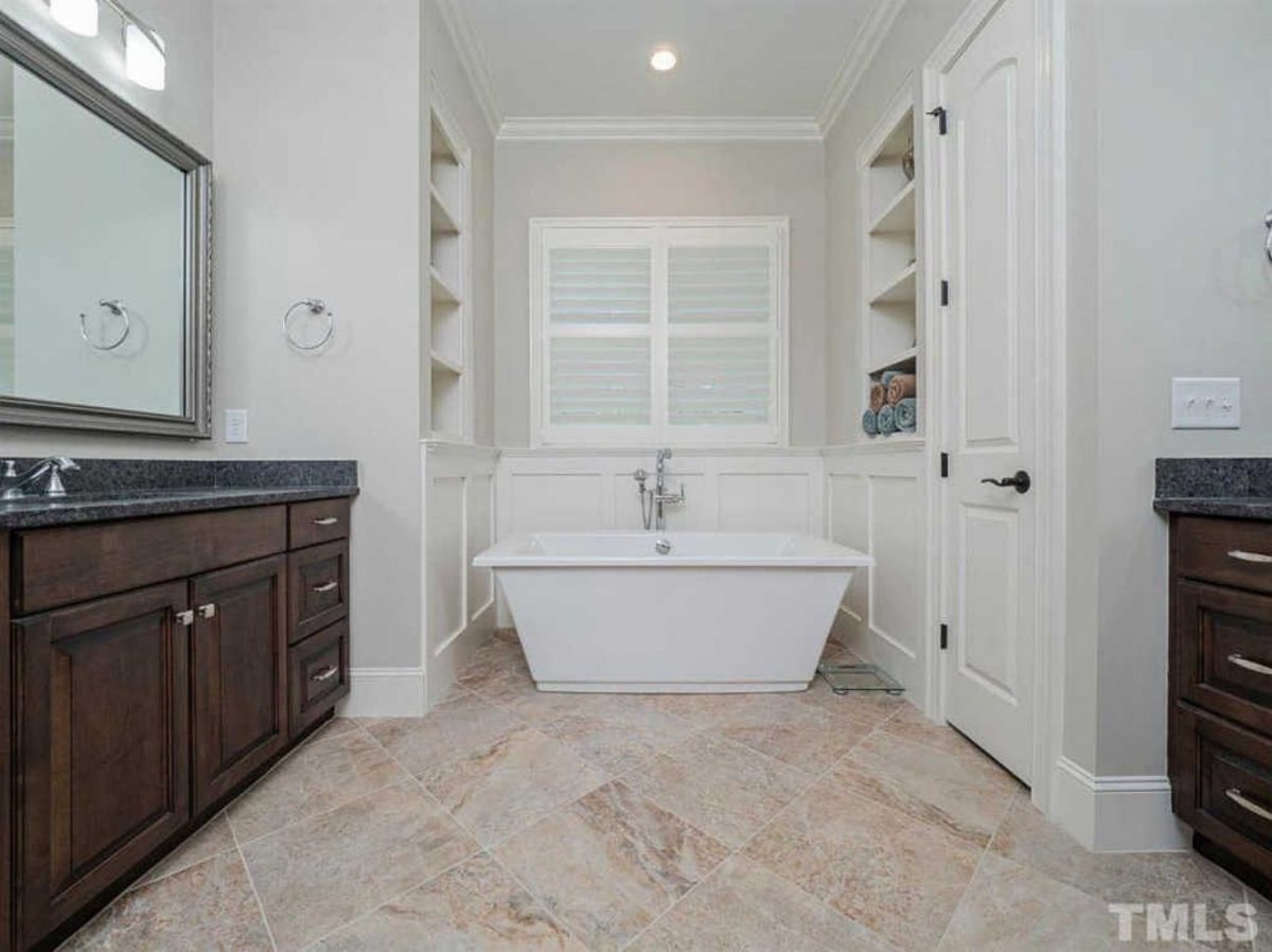 Beautiful house Floor Plans with CAD & Modern Designs