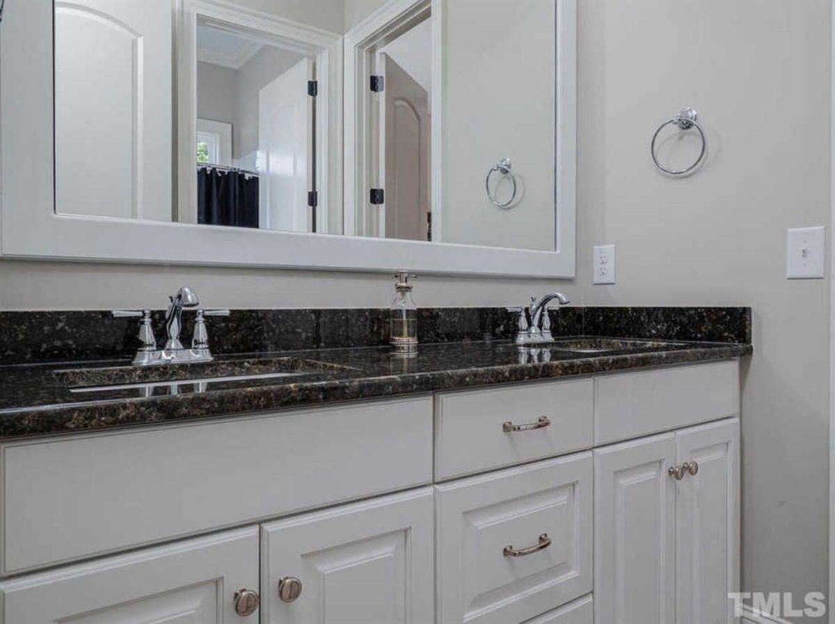 Beautiful house Floor Plans with CAD & Modern Designs