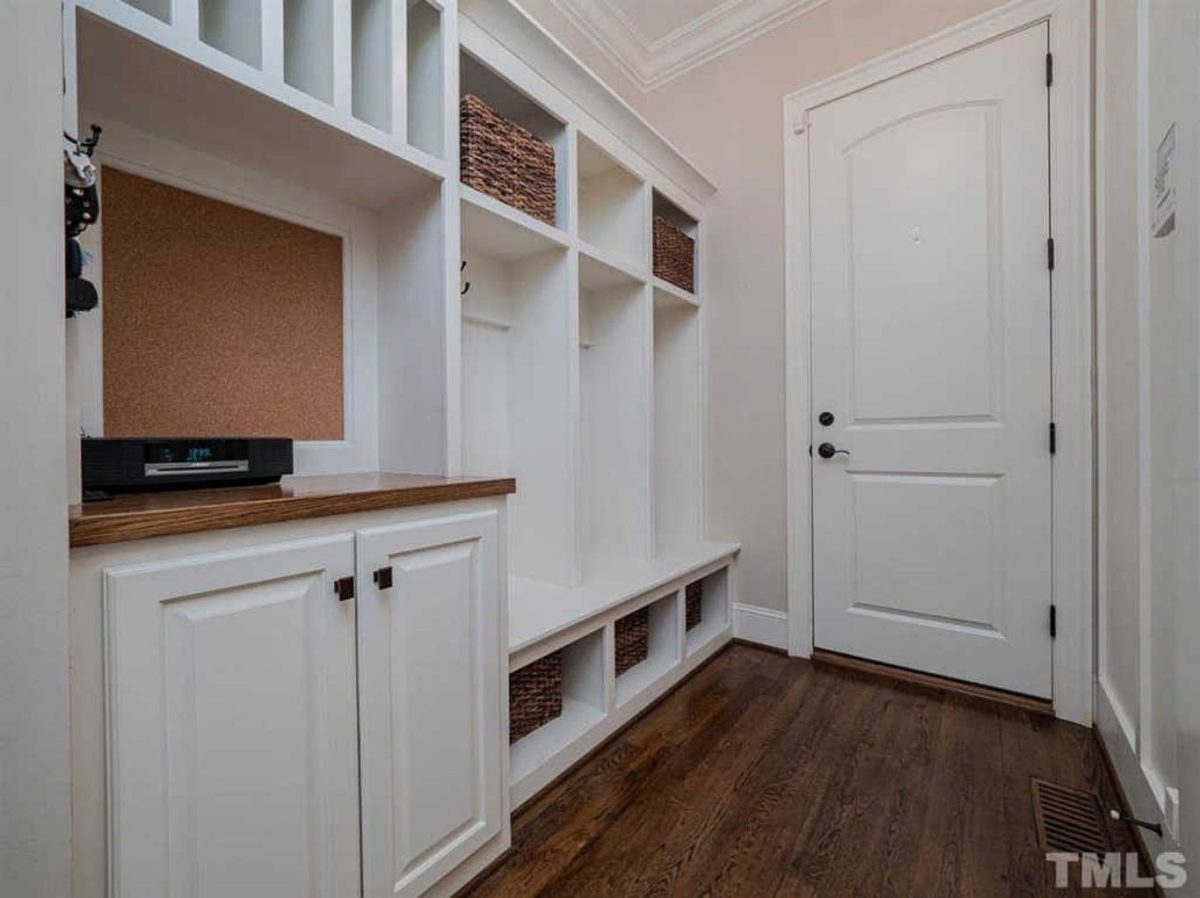 Beautiful house Floor Plans with CAD & Modern Designs