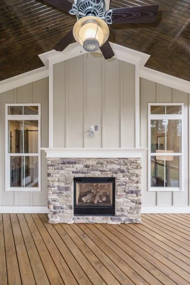 Elegant house Plan with Spacious Floors, CAD Designs & Blueprints