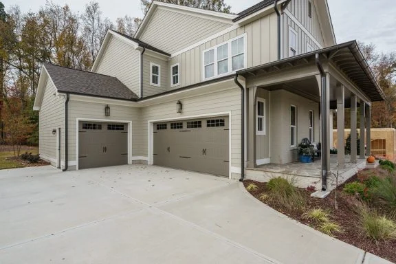 Elegant house Plan with Spacious Floors, CAD Designs & Blueprints