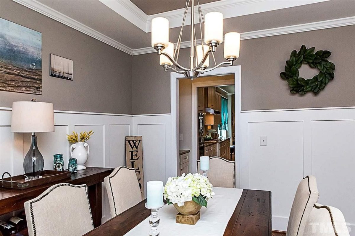 Traditional Craftsman house Plan with Detailed CAD Designs