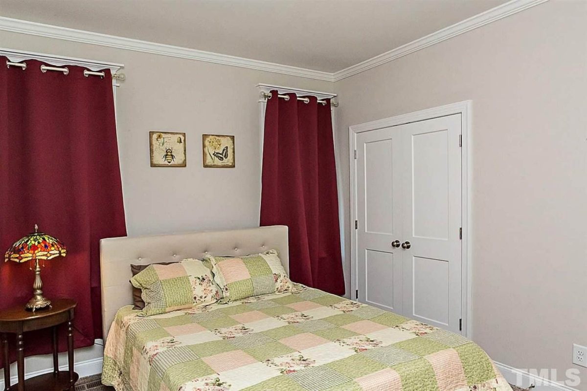 Traditional Craftsman house Plan with Detailed CAD Designs