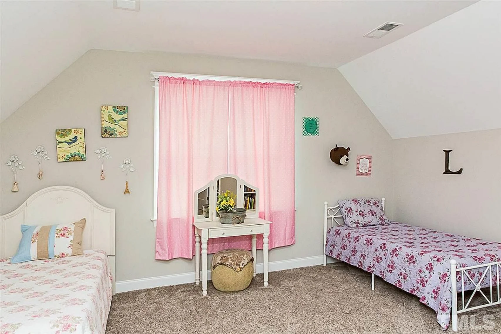 Traditional Craftsman house Plan with Detailed CAD Designs