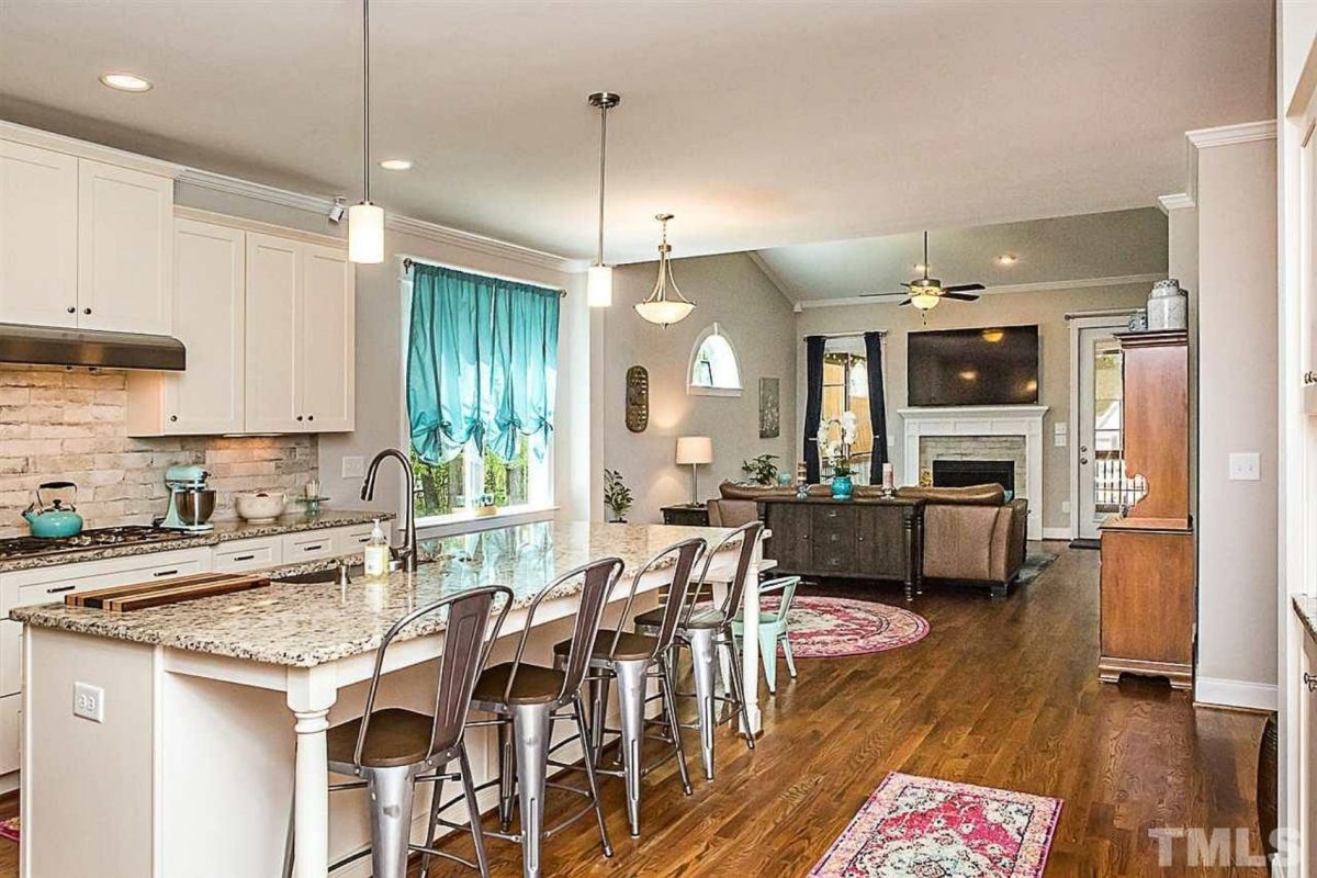 Traditional Craftsman house Plan with Detailed CAD Designs