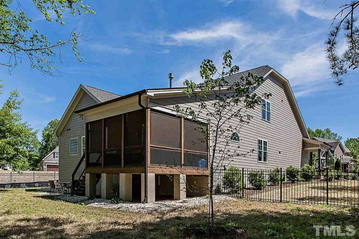 Traditional Craftsman house Plan with Detailed CAD Designs