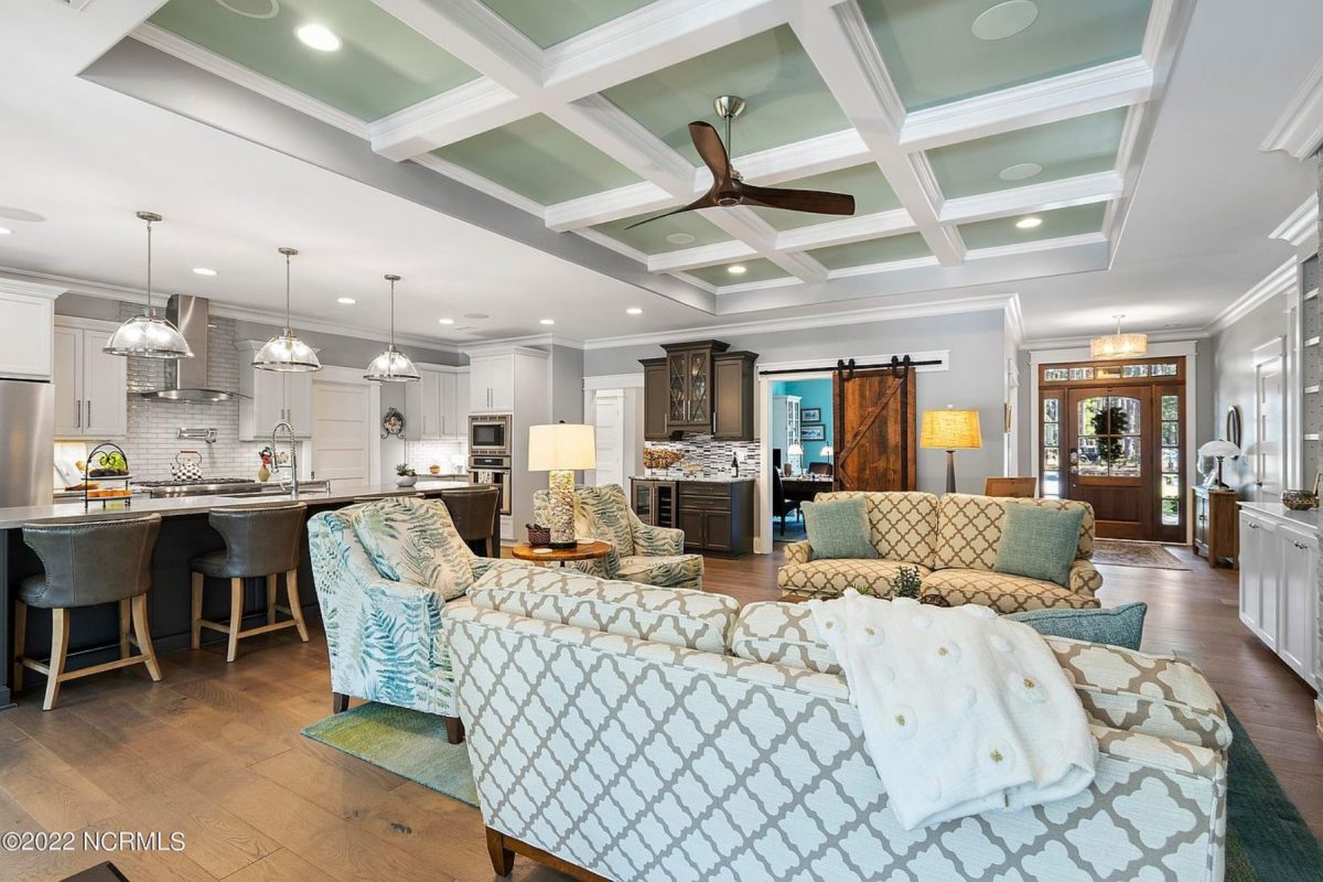 Craftsman house Design Blueprint with 2-Story Floor Plan