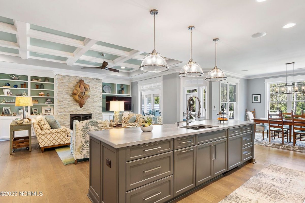 Craftsman house Design Blueprint with 2-Story Floor Plan