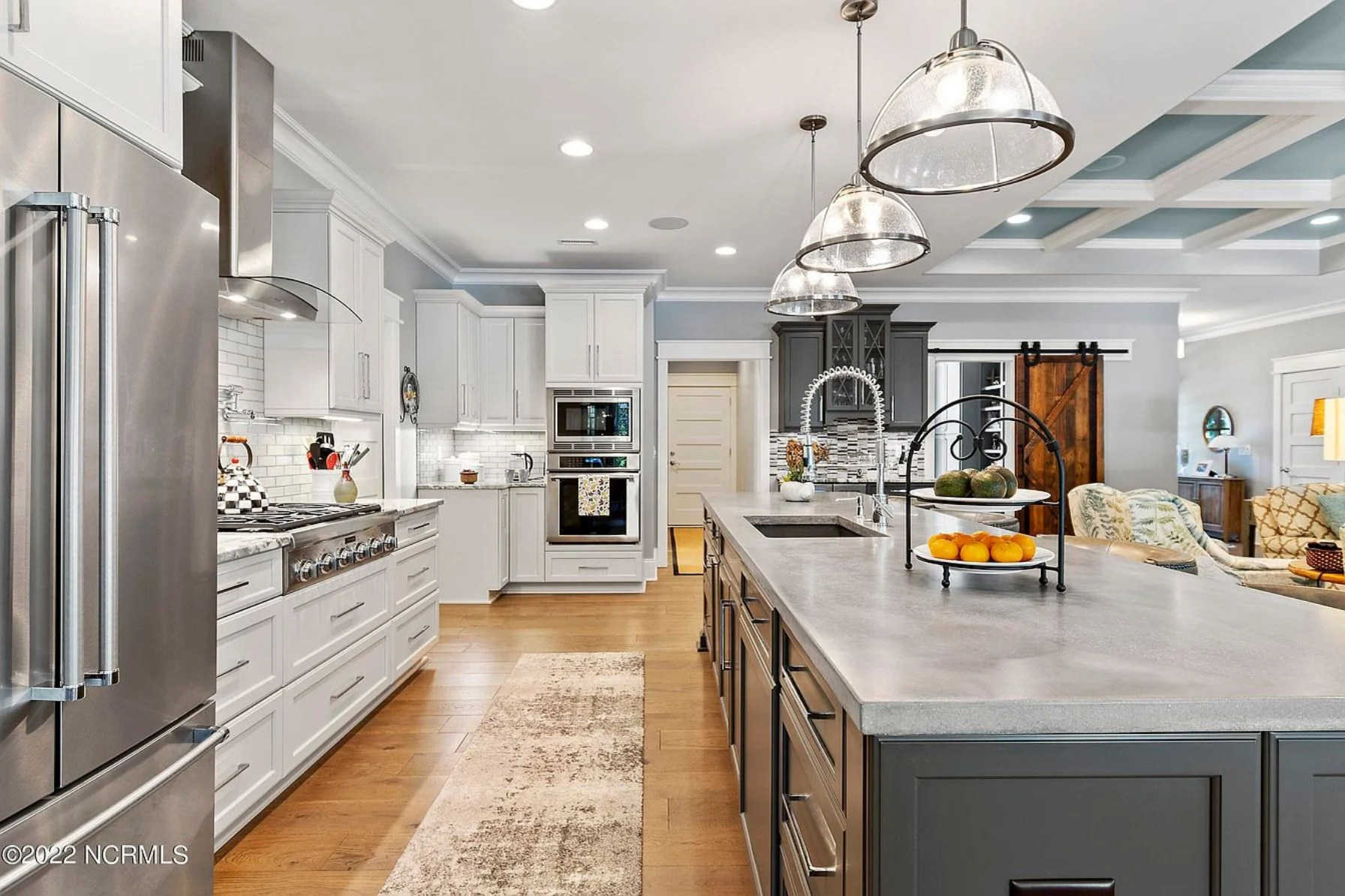 Craftsman house Design Blueprint with 2-Story Floor Plan