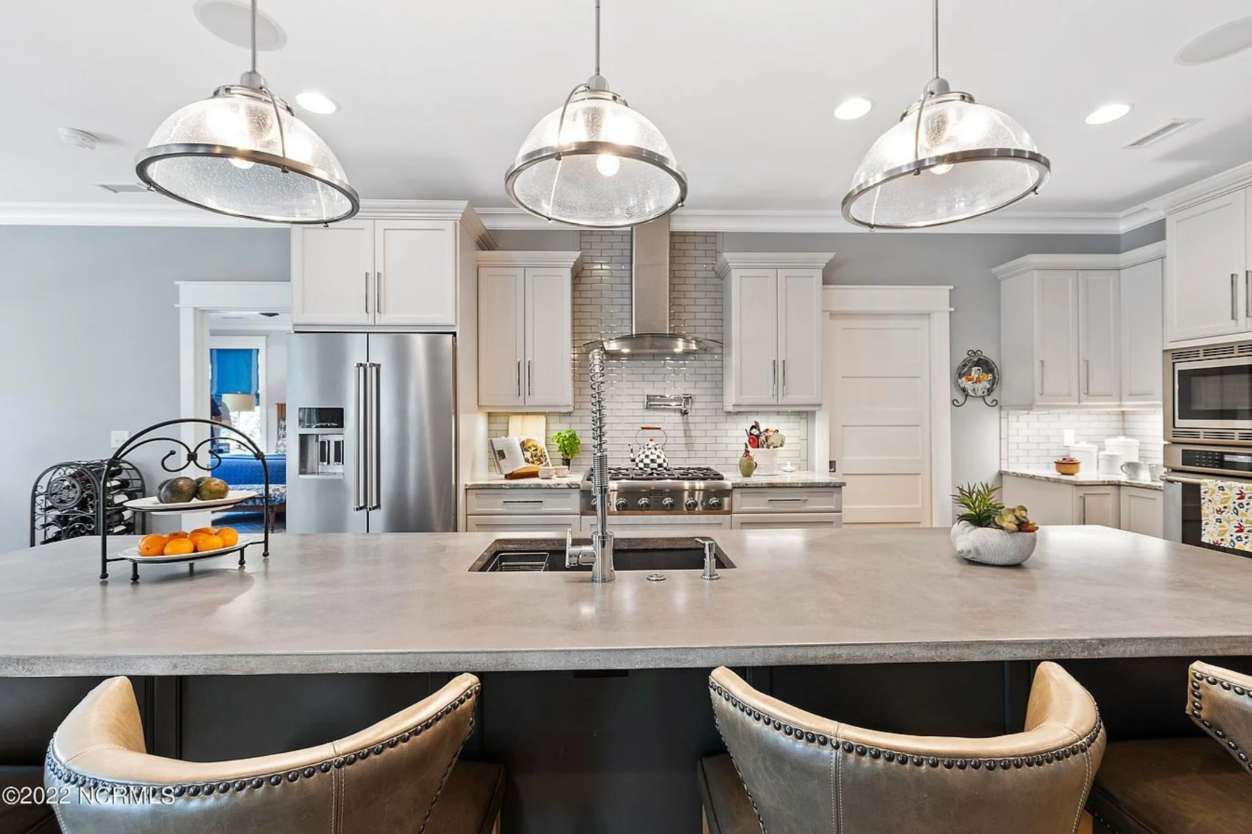 Craftsman house Design Blueprint with 2-Story Floor Plan