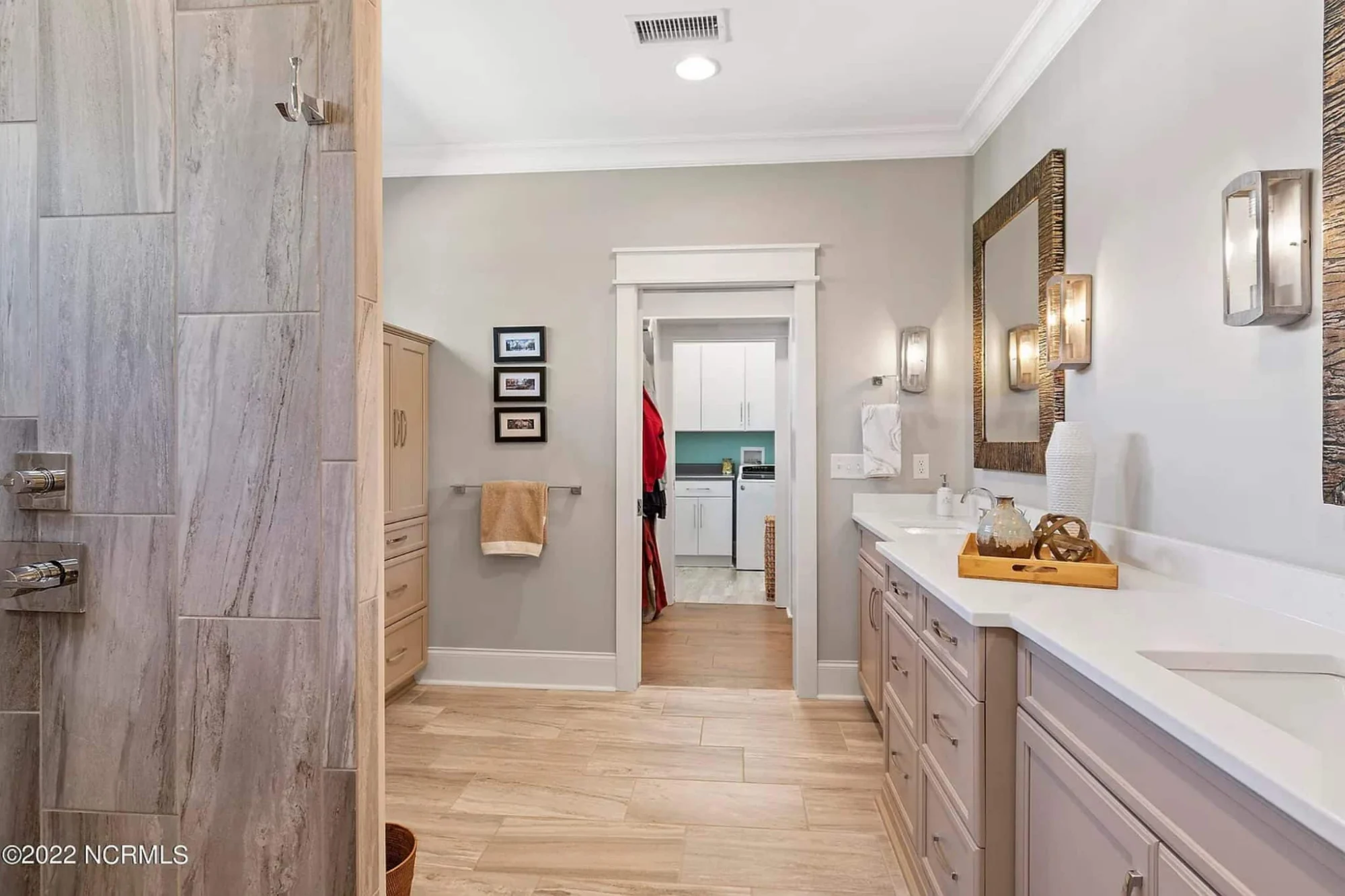 Craftsman house Design Blueprint with 2-Story Floor Plan