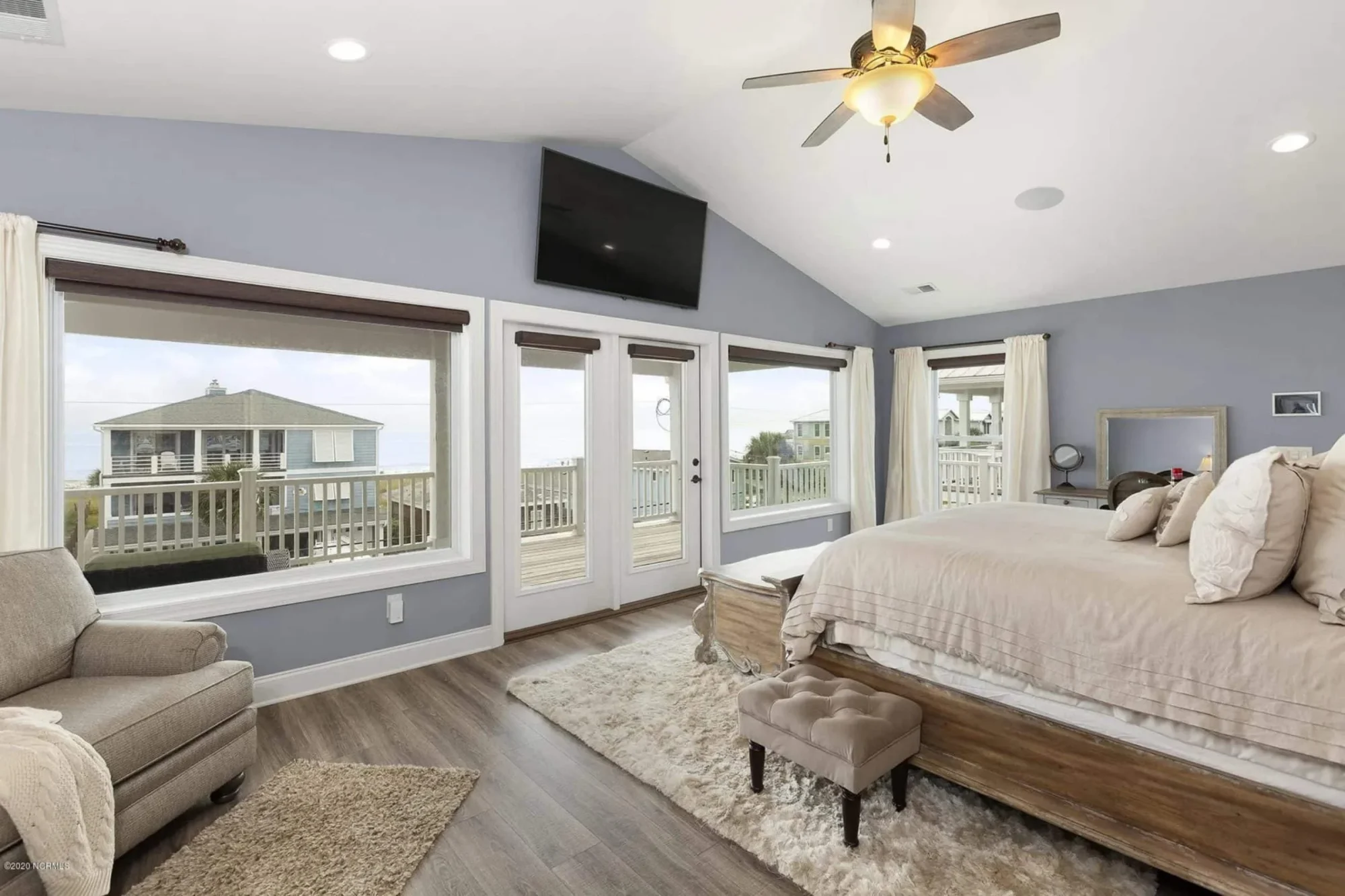 Contemporary Beach house