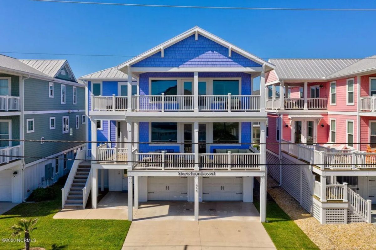Contemporary Beach house
